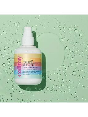 caliray 
Surfproof 24-hour Waterproof & Transferproof Setting Spray 60ml